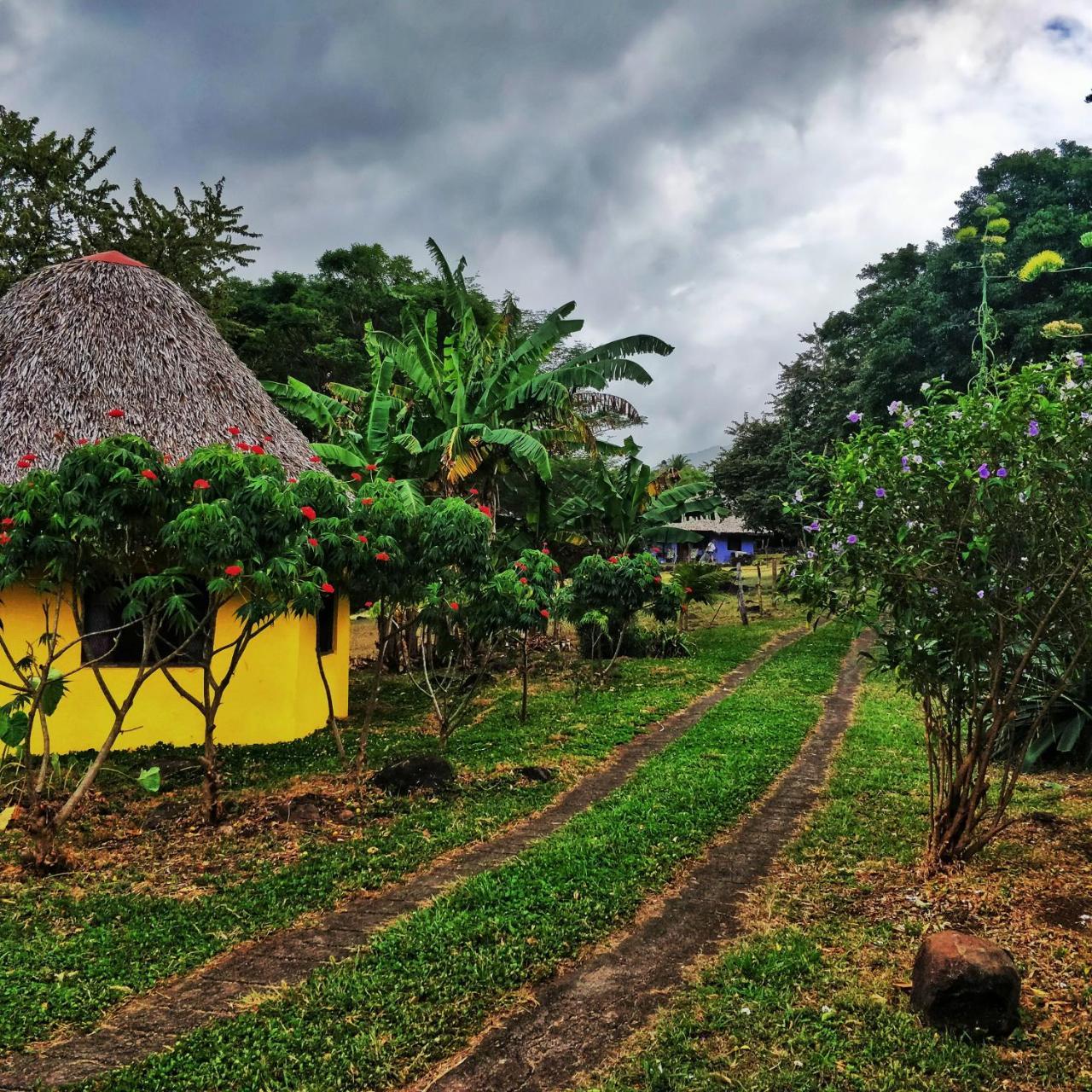 Finca Del Sol Eco Lodge Santa Cruz المظهر الخارجي الصورة